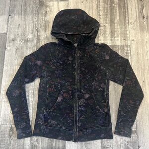 Lululemon Full Zip Floal Scuba Size 8